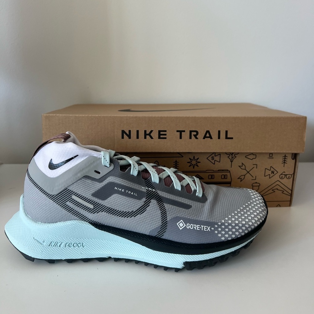 BRAND NEW Waterproof Nike Running Shoes
